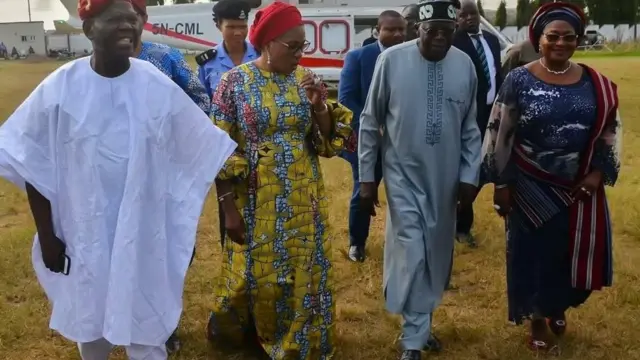 Oloye Bisi Akande atawọn miran lọ pade Bola Tinubu