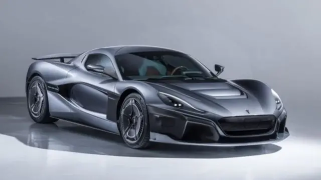 Shirkadda Rimac ayaa horay Geneva ugu soo bandhigtay gaari ku shaqeeya Koronto