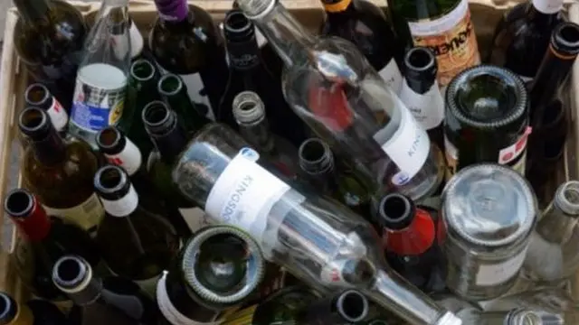 Буга чейин жинди суунун сатылышына тыюу салган айылдар Кыргызстанда бир нече жолу катталган.