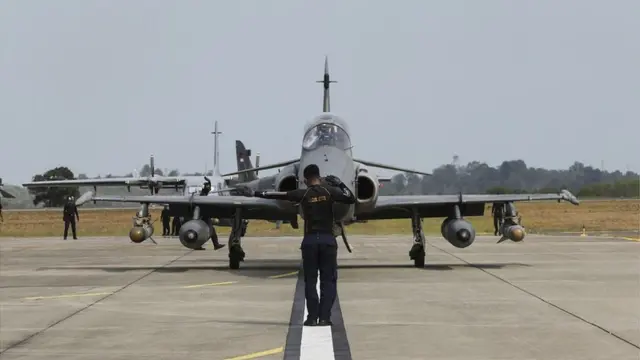 pesawat tempur, tni au, hawk