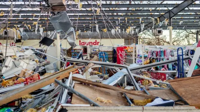 கடும் பாதிப்பில் அமெரிக்கா