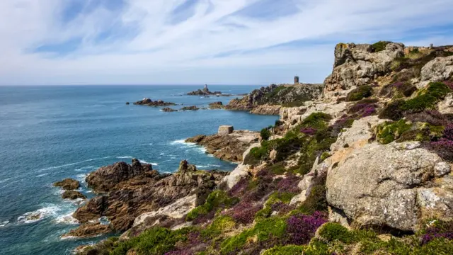 Прибрежные скалы на Джерси