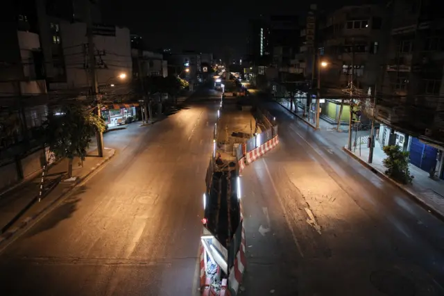 กรุงเทพ โควิด 19 ไวรัสโคโรนา เหงา เคอร์ฟิว curfew bangkok coronavirus