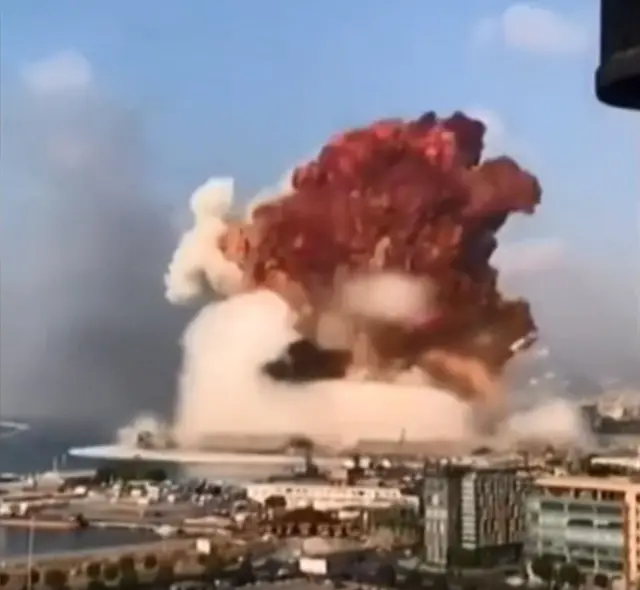 Momento en que se produjo la onda expansiva de gases.