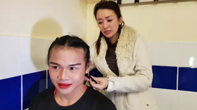 น้องโรส บ้านเจริญสุข กับ ปริยากร รัตนสุบรรณ