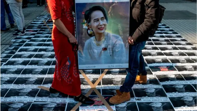 অং সাং সুচী