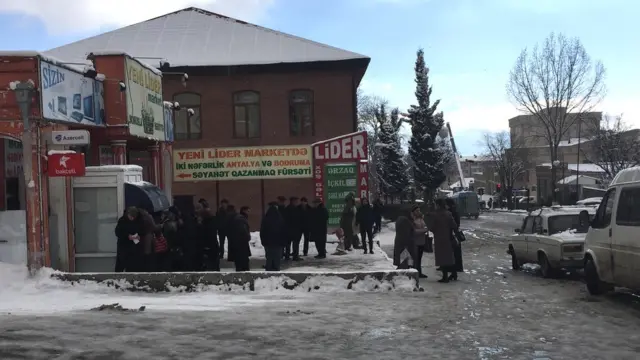 Pensiya alan insanlar