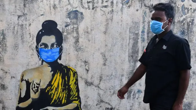 கொரோனா வைரஸ்: டெல்லி மருத்துவருக்கு தொற்று, தனிமைப்படுத்தப்பட்ட தப்லிக் ஜமாத்தினர் - இந்திய நிலவரம்