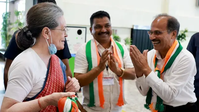 सोनिया गांधी