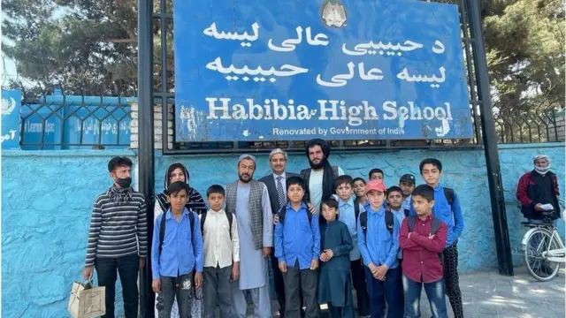 جے پی سنگھ نے طلبہ سے ملاقات کی