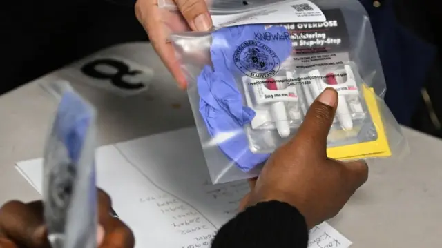 Kits para atender sobredosis de fentanilo