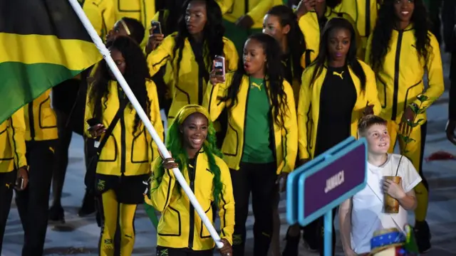 Reer Jamaykana waxaa adkayd in laga dhex waayo timaha Shelly-Ann Fraser-Pryce