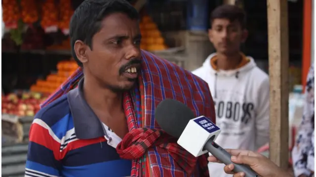 স্থানীয় উন্নতির পাশাপাশি রাজনীতি নিয়ে ভাবছেন এখানকার সাধারণ মানুষ