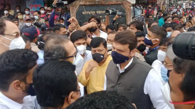 उद्धव ठाकरे - देवेंद्र फडणवीस