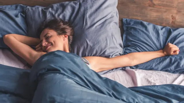 بیشتر بخوابید