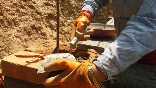 पुनर्निर्माण