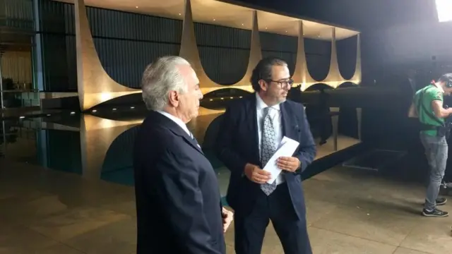 Elsinhou Mouco e Michel Temergravaçãovídeo no palácio do Alvorada