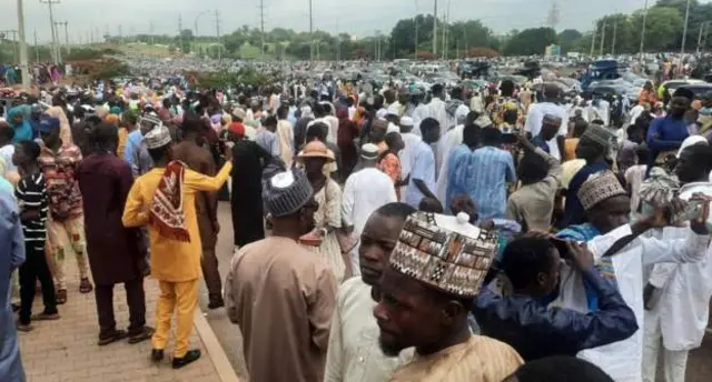 Pipo gada for Eid prayers for Abuja
