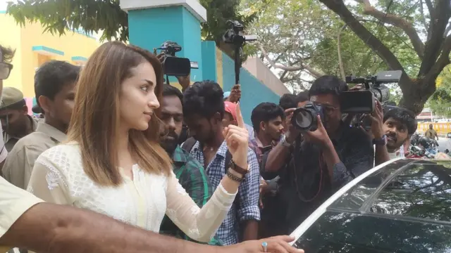 காலை 11 மணி வரை 30.62% வாக்குப்பதிவு