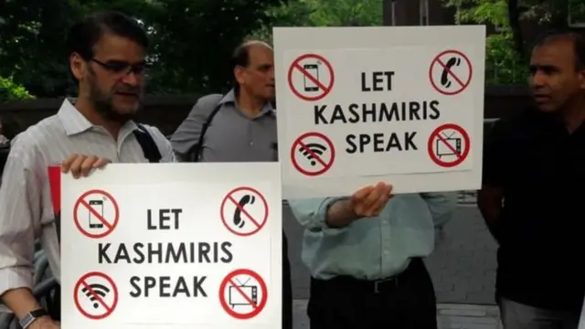 'हमसे कश्मीरी होने की पहचान छीन ली गई है'