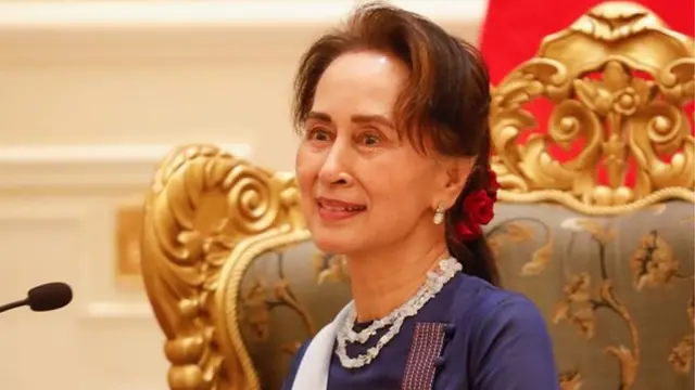 အတိုင်ပင်ခံဟာ ထိုင်းကနေတစ်ဆင့် နယ်သာလန်ကို ခရီးဆက်မှာဖြစ်ပါတယ်။