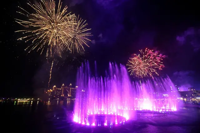 The Palm Fountain, Palm Jumeirah, Dubai