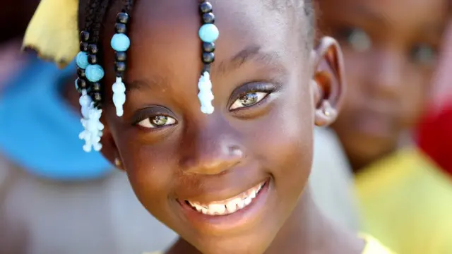 Харизматична поведінка, як правило, проявляється і закріплюється у ранньому дитинстві