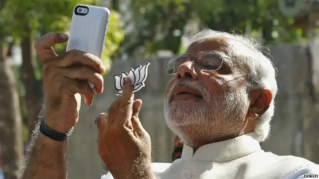 નરેન્દ્ર મોદીની સેલ્ફીની તસવીર