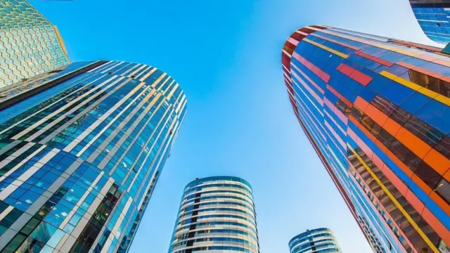 تحقیقات مشخص کرد که برخی از کارکنان استان به چین سفر کرده بودند، جایی که خیلی‌ها عقیده دارند سرمنشاء حمله‌های سایبری دیگر بوده است