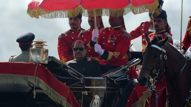 یومِ پاکستان پیریڈ