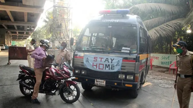 मुंबई पोलीस