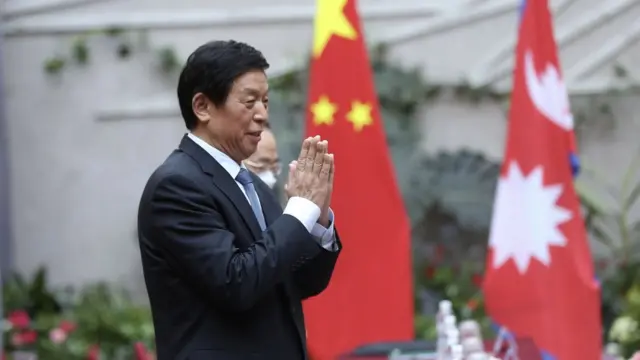 चिनियाँ नेता ली