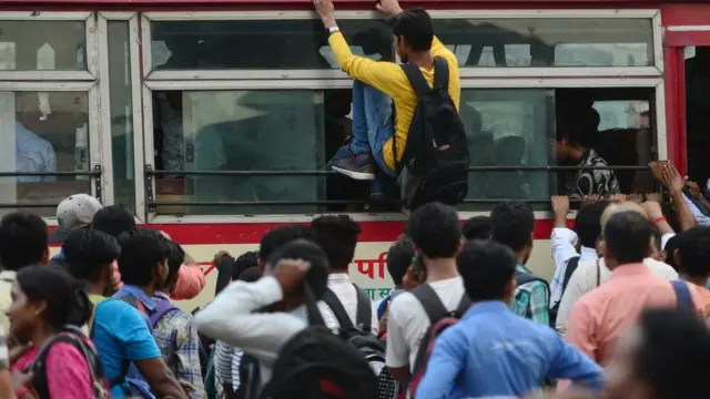 પ્રતીકાત્મક તસવીર