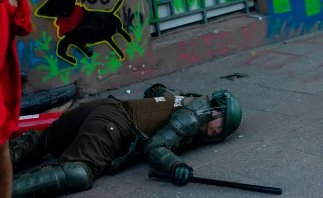 પ્રતીકાત્મક તસવીર