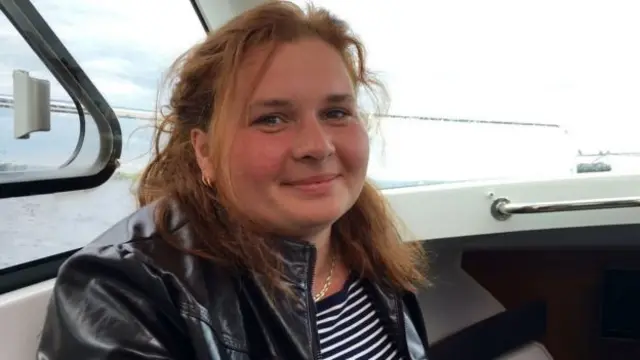 น.ส.สเวตลานา เมดเวเดวา คิดว่า การที่รัสเซียมีข้อห้ามจ้างานผู้หญิงใน 456 อาชีพ เป็นตัวอย่างของการยกให้ผู้ชายเป็นใหญ่