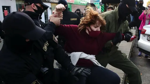 Изнасилование против воли: смотреть русское порно видео бесплатно Изнасилование против воли: смотреть русское порно видео бесплатно