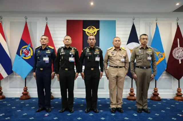 ผบ. 4 เหล่าทัพ