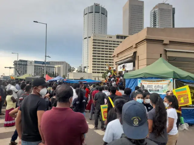 இலங்கை போராட்டம்