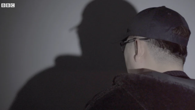 BBC가 확보한 제보자는 자신이 8년에 걸쳐 수차례 음원 조작 제의를 받았다고 말했다