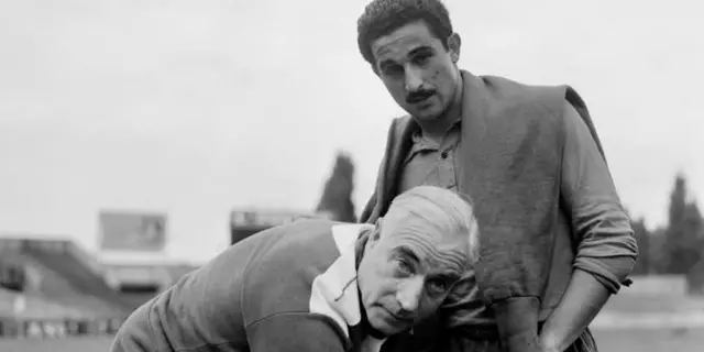 Le joueur de football Rachid Mekhloufi