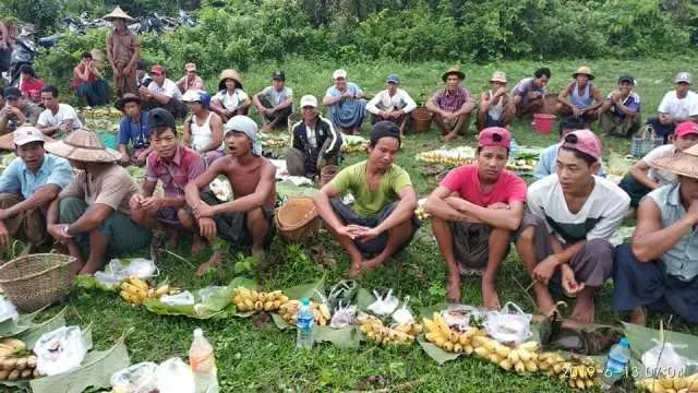 ဘိုးဘိုးကြီးနတ်ကြီးတင်ပွဲ