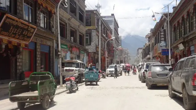 केरुङ बजार