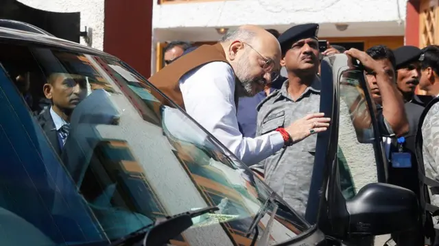 শ্রীনগরে তার প্রথম সফরে ভারতের স্বরাষ্ট্রমন্ত্রী অমিত শাহ