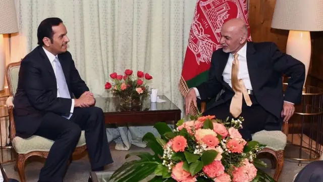 د ارګ په خبرپاڼه کې دا هم راغلي، چې د قطر د بهرنیو چارو وزیر له افغان ولسمشر سره په خبرو کې ویلي، چې په افغانستان کې د سولې او ټیکاو لپاره هڅې نورې هم زیاتوي.