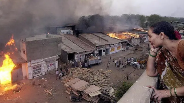 હુલ્લડ સ્થળની તસવીર