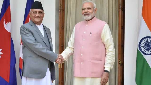 नरेंद्र मोदी और केपी शर्मा ओली