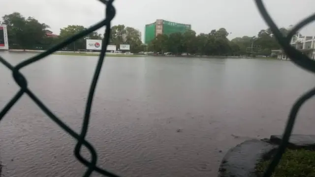අධික වැසි සහිත කාලගුණය