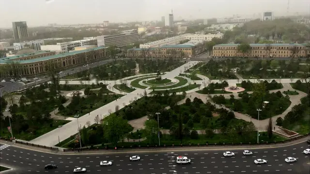 میدان امیر تیمور