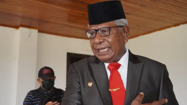 Wakil Bupati Mimika, John Rettob