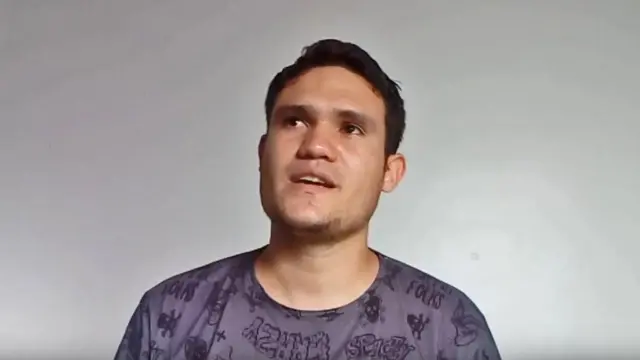 Leonardo grava vídeo